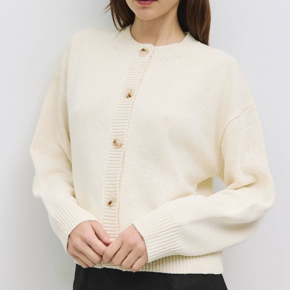 Mod Ref Lucy Cardigan - Picture 2 of 9